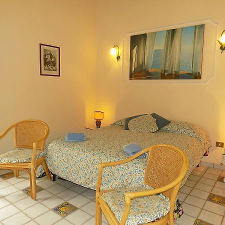 Casa Calla Майори Екстериор снимка